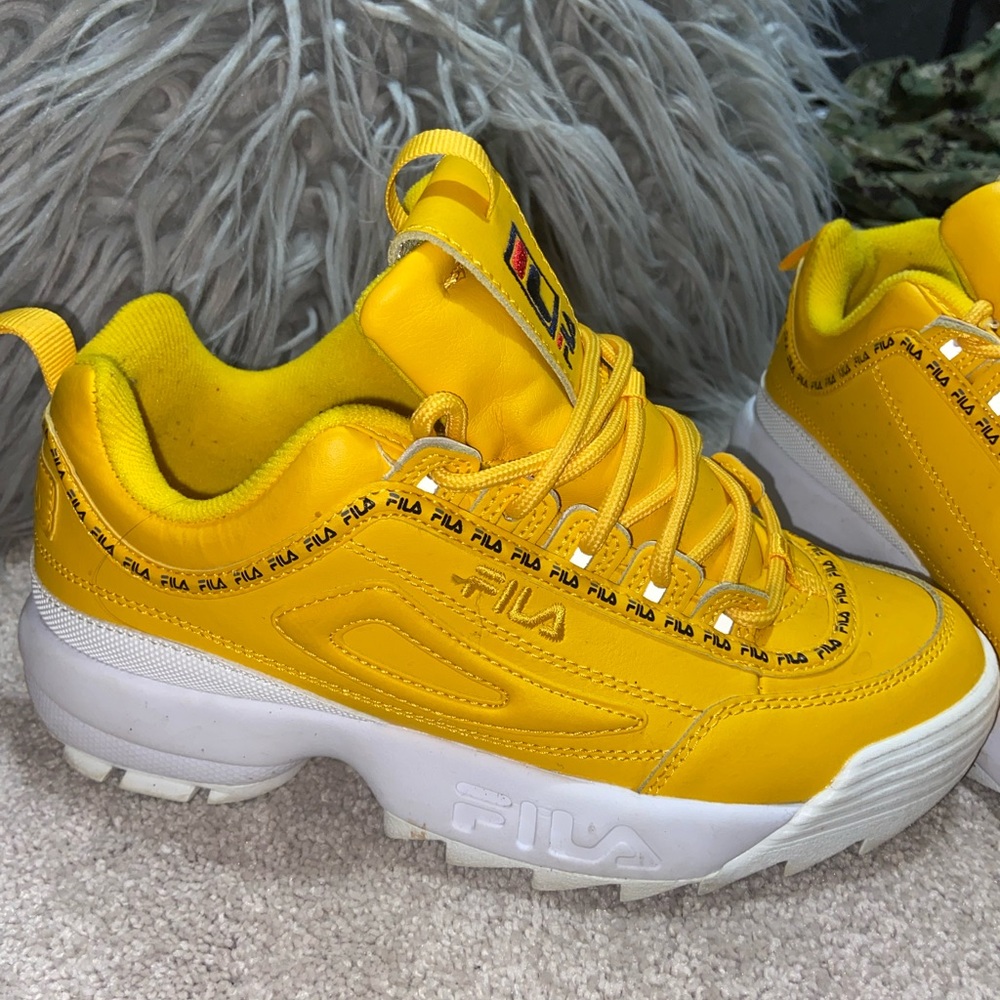 Fila‘s - Picture 3 of 3